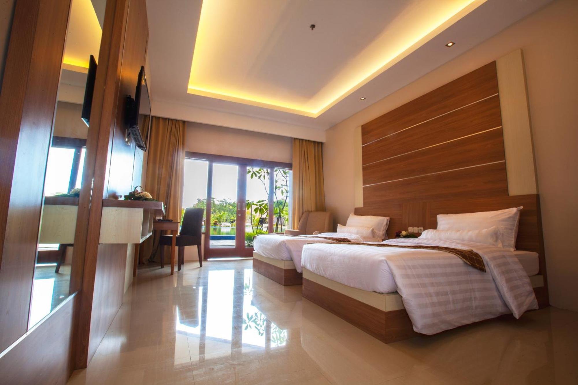 Grand Mulya Hotel בוגור מראה חיצוני תמונה