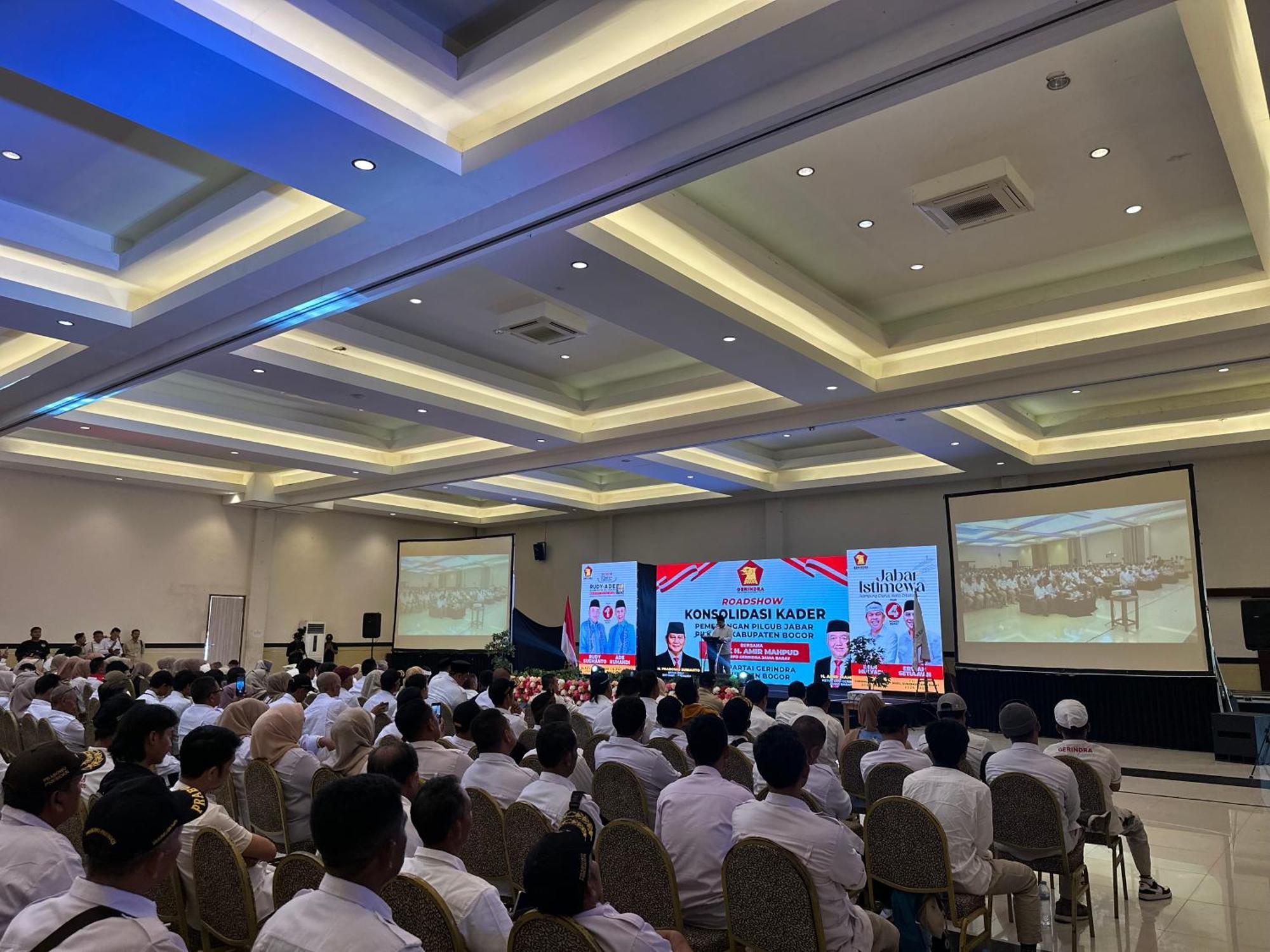 Grand Mulya Hotel בוגור מראה חיצוני תמונה