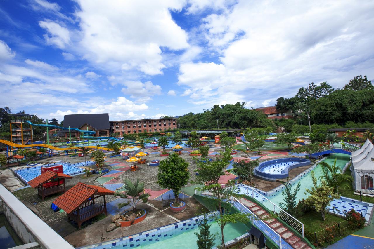 Grand Mulya Hotel בוגור מראה חיצוני תמונה